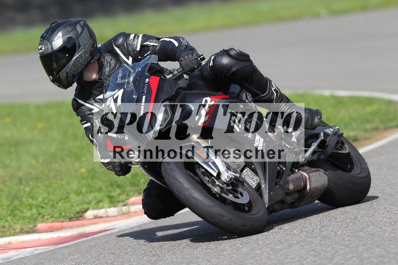 Archiv-2022/62 09.09.2022 Speer Racing ADR/RSE/17